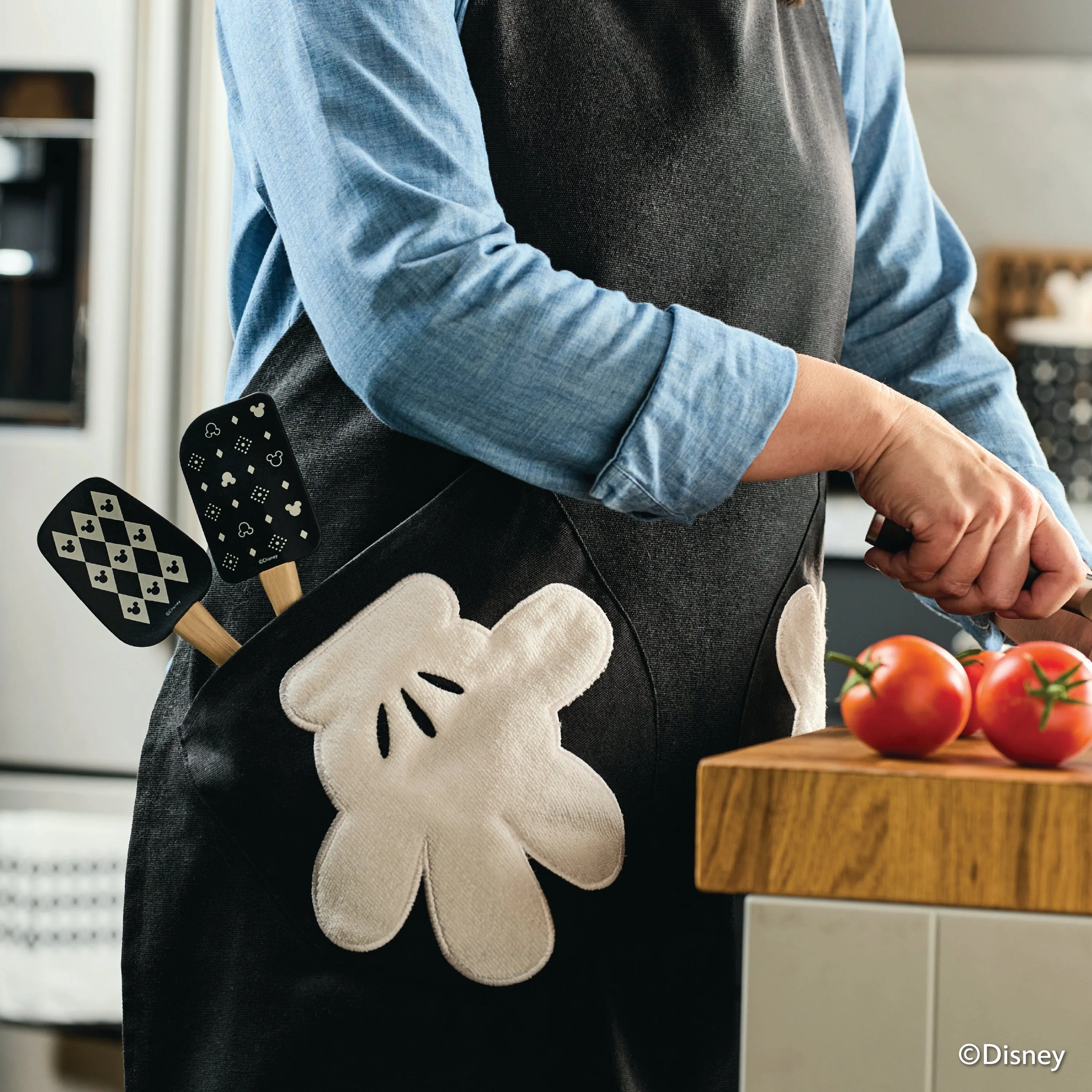 Apron with Glove Pockets